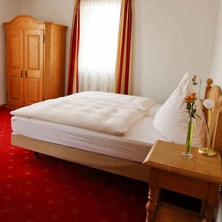 Hotel Zur Eisenbahn Renningen Εξωτερικό φωτογραφία