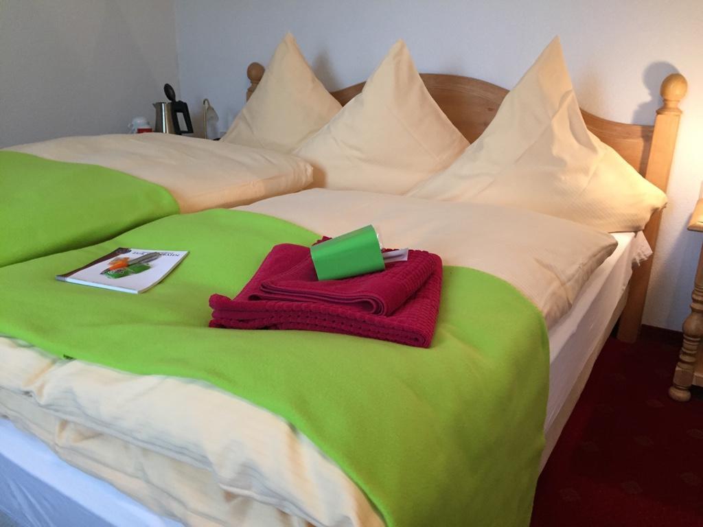 Hotel Zur Eisenbahn Renningen Εξωτερικό φωτογραφία