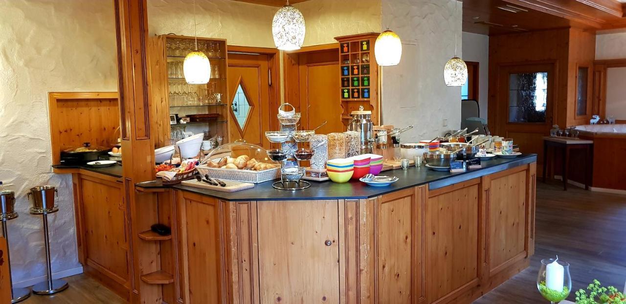 Hotel Zur Eisenbahn Renningen Εξωτερικό φωτογραφία